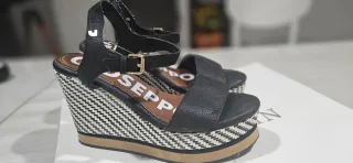 Cuñas Gioseppo negras