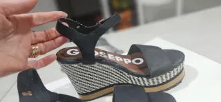 Cuñas Gioseppo negras