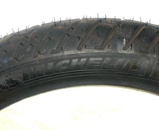 Neumático MICHELIN 2.75 x 18 CITY PRO