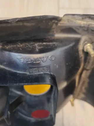 Piloto trasero derecho Volvo 460/464