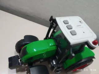 Tractor miniatura (luces y sonido) + mini tractor