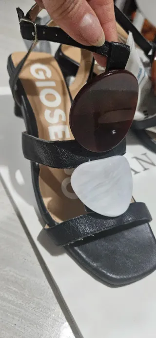 Sandalias Gioseppo Negras Tiras Tobillo