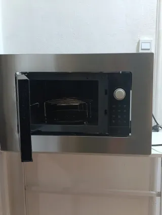 Microondas Encastre Bosch con Grill