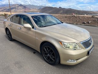 Lexus LS 460