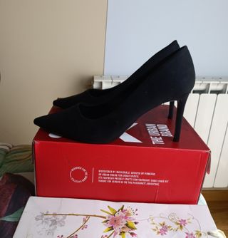 Eleganti tacchi neri taglia 41