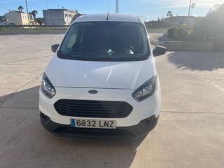 Ford Transit Courier 2021