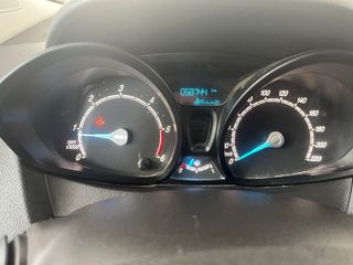 Ford Transit Courier 2021