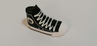 Pendrive Zapatilla TechOneTech 32GB