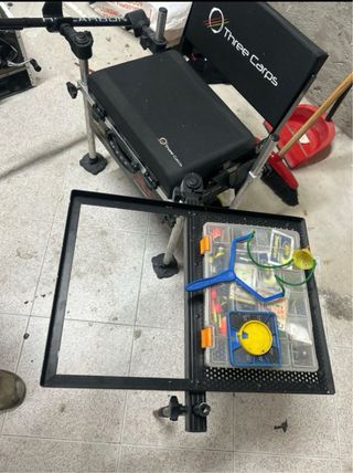 Panchetto da pesca con accessori