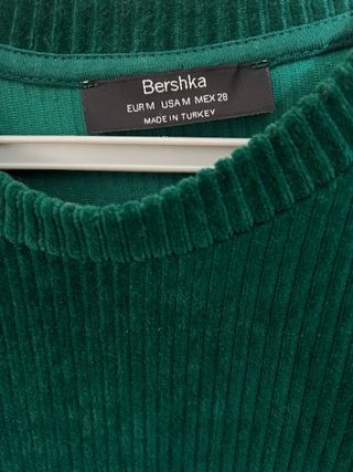 Vestido dd Bershka canalé manga abullonada