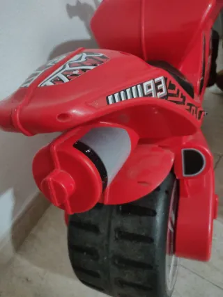 Moto Juguete  Roja impecable