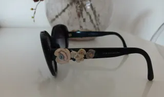 Gafas de sol Dolce & Gabbana negras y doradas