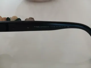 Gafas de sol Dolce & Gabbana negras y doradas