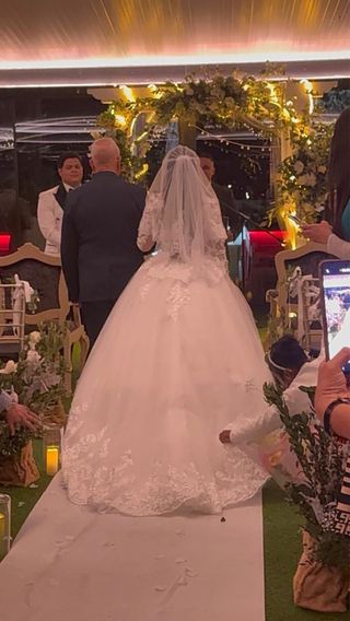 Vestido de Novia con Velo