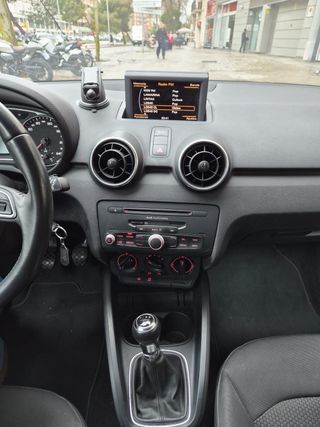 Audi A1 2013. TFSI. Pegatina C