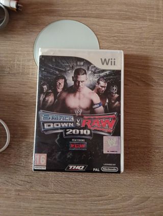 Nintendo Wii + Juego WWE SmackDown vs Raw 2010