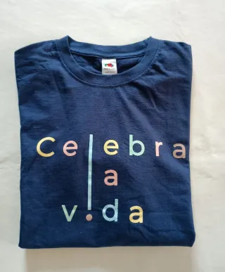 Camiseta Celebra la Vida Azul Marino