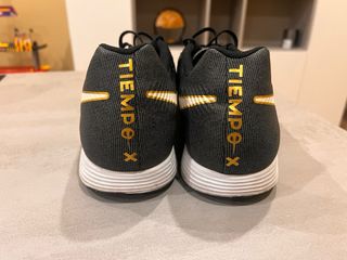 Zapatillas Nike Tiempo Fútbol Sala