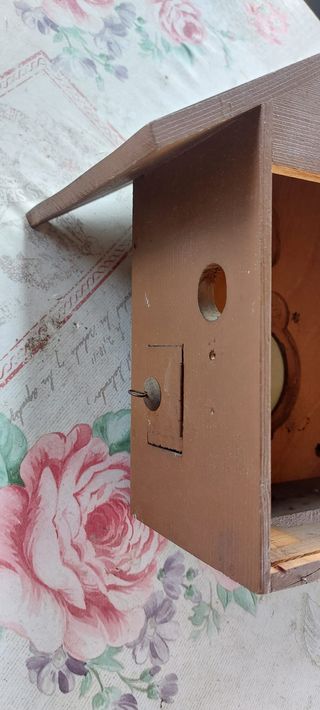 Casetta in legno per orologio a cucù