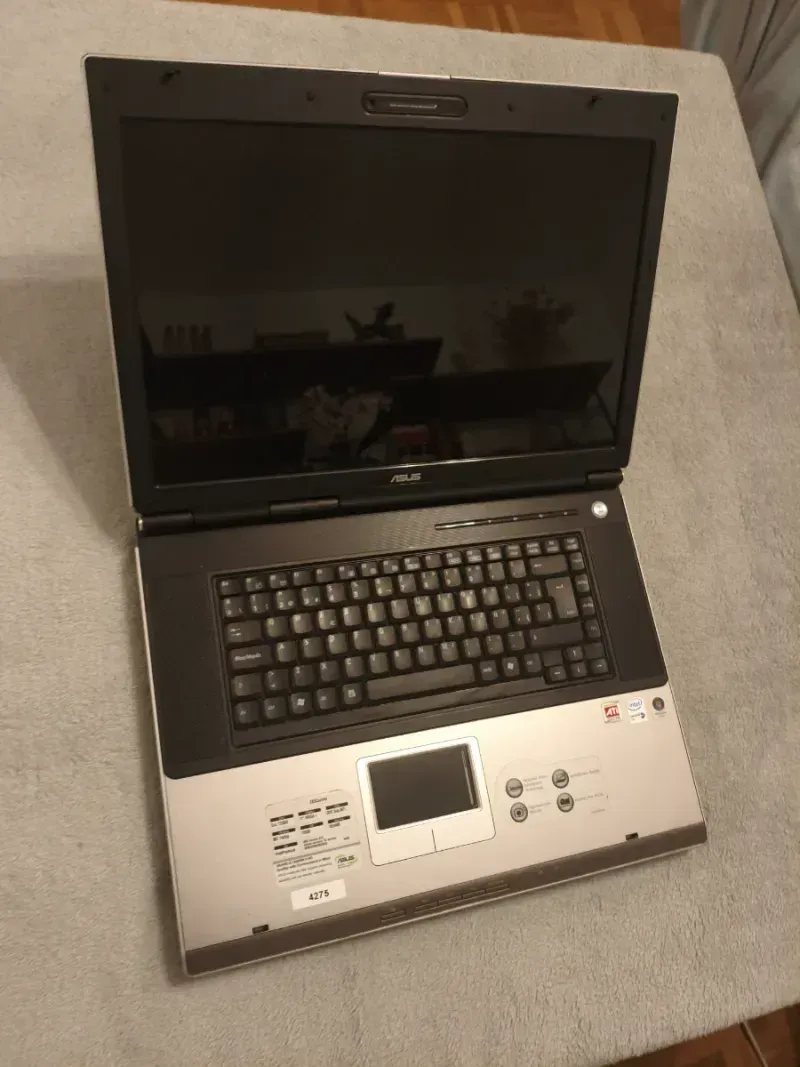 ASUS Z83C 17” + Mochila Targus premium afbeelding 6