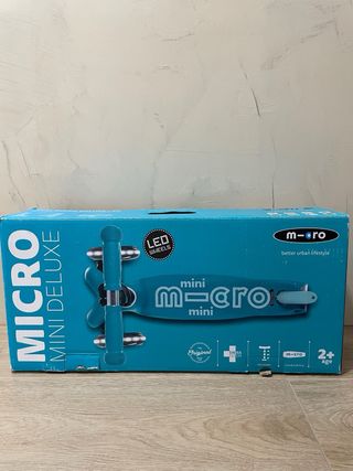 Patinete Micro Mini Deluxe Aqua