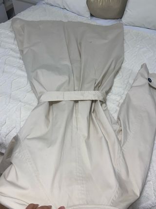 Gabardina Zara Beige da mucha talla hasta una 42