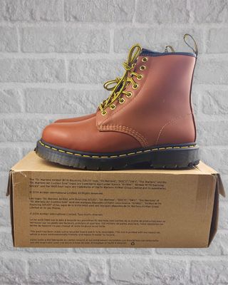 Dr Martens 1460 Tan Blizzard WP mujer 38 nuevas
