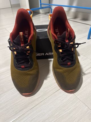 Zapatillas under armour trail sonic tr