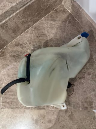 Depósito Limpiaparabrisas Audi A4