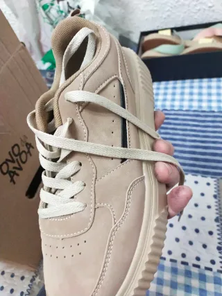Zapatillas casuales beige