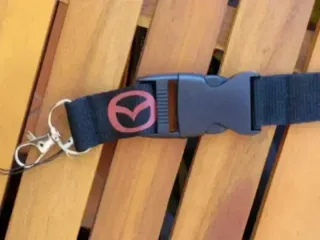 Llavero Mazda Cordón de Cuello Accesorio Regalo