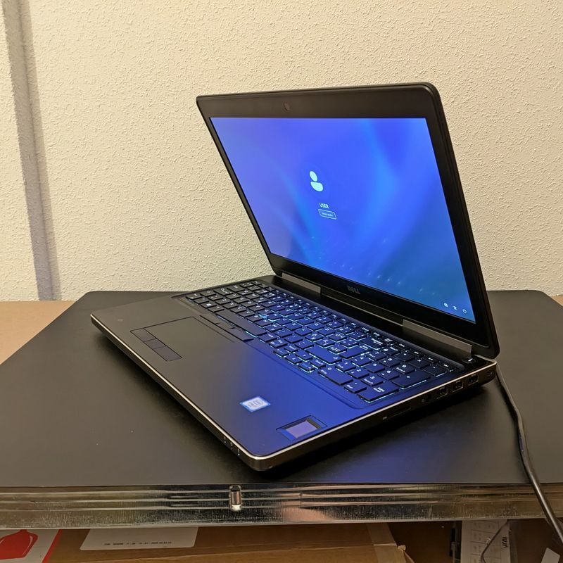DELL PRECISION 7510 i7 6820HQ 2.7 8GB 256GB SSD 1 afbeelding 3