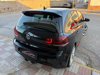 Volkswagen Golf VI R20 DSG Buckets 2011