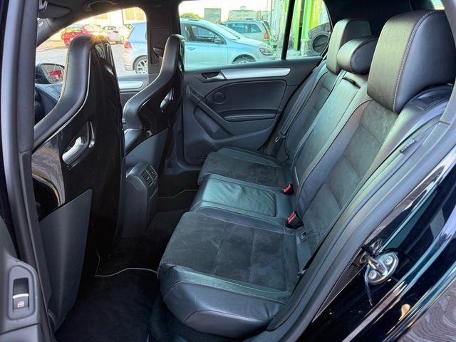 Volkswagen Golf VI R20 DSG Buckets 2011