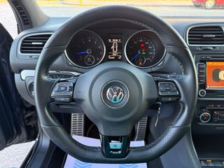 Volkswagen Golf VI R20 DSG Buckets 2011