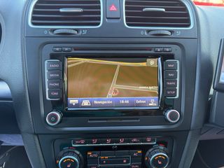 Volkswagen Golf VI R20 DSG Buckets 2011