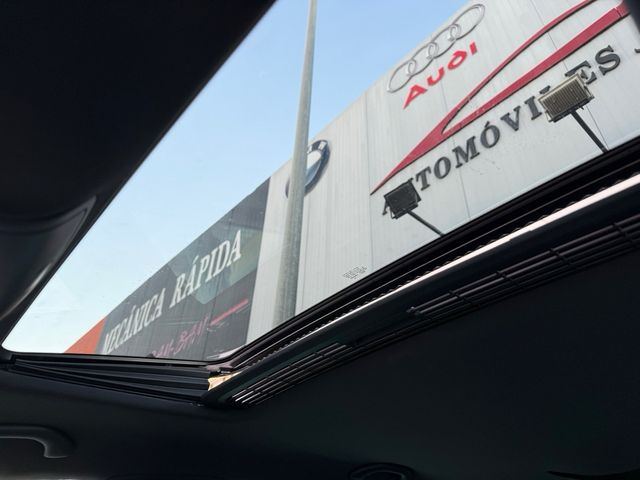 Volkswagen Golf VI R20 DSG Buckets 2011