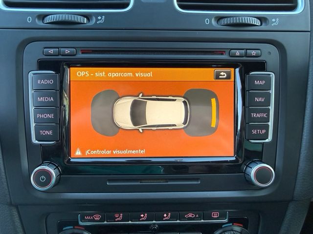 Volkswagen Golf VI R20 DSG Buckets 2011