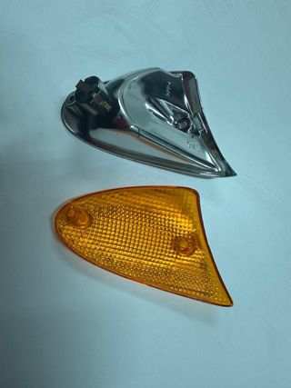 Intermitente delantero derecho aprilia sr