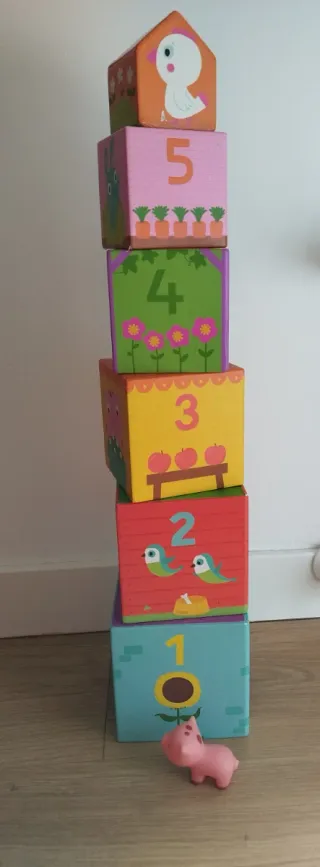 Juego de cubos apilables casa