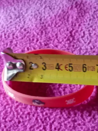 PULSERA ROJA INFANTIL CALAVERAS Y PIRATAS