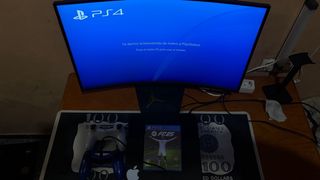 Sony PlayStation 4 Slim 1TB + 2 mandos + EA Sports
