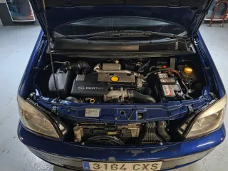 Opel Zafira 2003