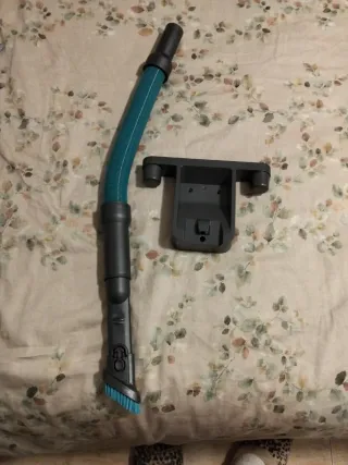 Tubo y soporte aspiradora conga