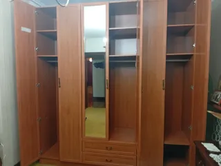 Armario madera 220x240cm con espejos