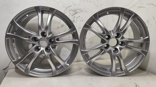 Juego Llanta de 17 pulgadas de Mercedes Vito 5X112