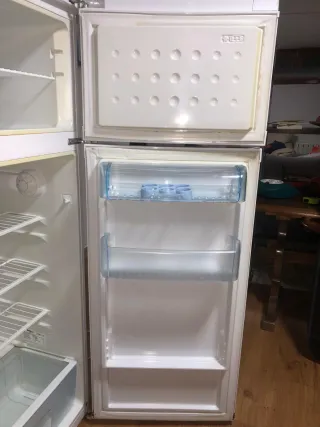 Frigorífico Beko 1,45m