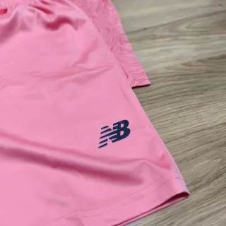 Equipamento Criança FC Porto Rosa