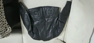 Chaqueta de moto de cuero negra