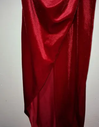 Vestito rosso elegante in velluto